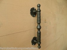 maniglione in ferro battuto