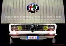 2 POSTER AUTO STORICHE ITALIANE ALFA ROMEO 1970 E DUETTO 1980 - VINTAGE ARREDO
