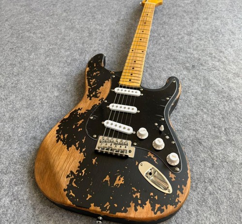 Vecchia chitarra elettrica - , st