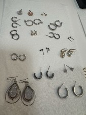 Women’s Earrings Set