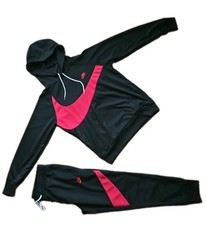 Nuova Nike Swoosh Joggers &