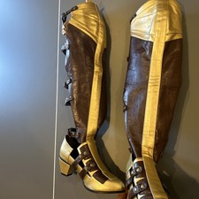 Stivali Wonder Woman in pelle