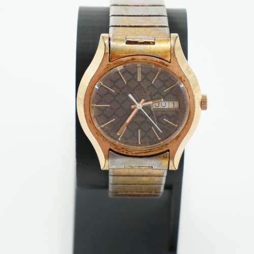 Bulova accutron quartz 1977 - bulova,
