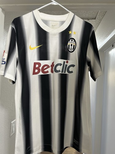 Juventus home kit 10 - juventus, 10/11