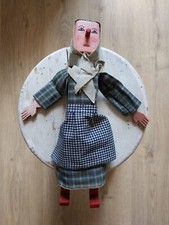 PARTICOLARE VECCHIA BAMBOLA LEGNO - POPOLARE CONTADINA STILE BURATTINO