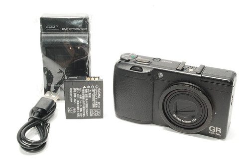 Ricoh digital 2 testato - gr,