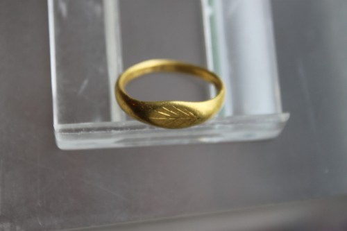 Stupendo anello dito antico - da,