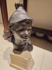 Scultura in bronzo firmata