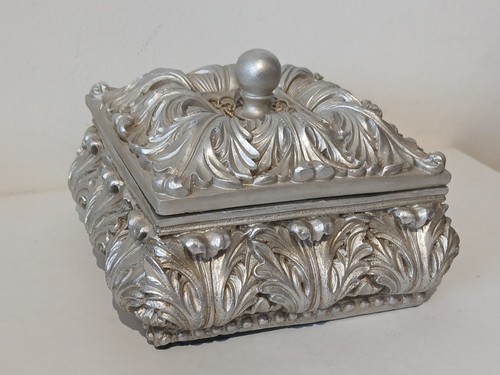 Large silver resin - silver,
