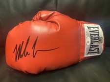 Guantone da boxe Righty Mike Tyson firmato Everlast rosso autografo certificato JSA