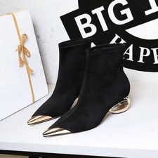 Scarpe stivaletti donna moda