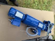 MOTOVARIO NMRV-P 063 + MOTORI