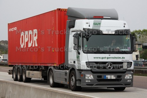 Foto camion mercedes benz - foto,