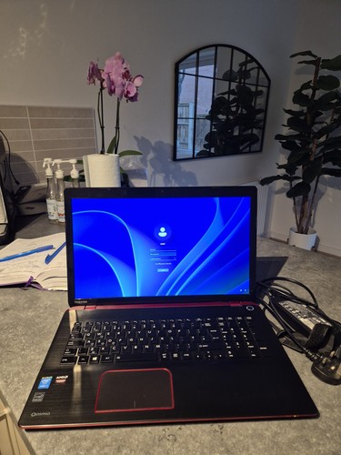 Toshiba qosmio x70 3 - toshiba, x70-b