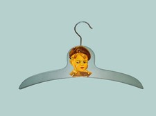 ANTICA GRUCCIA APPENDIABITI  DA BAMBINO ANNI '30 / '40