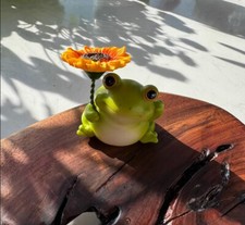 Cute Sunflower Little Frog