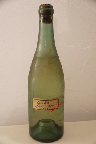 Très ancienne eau vie - eau,