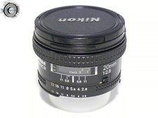 Nikon AF 20 mm f 2,8 perfettamente funzionante lenti non perfette
