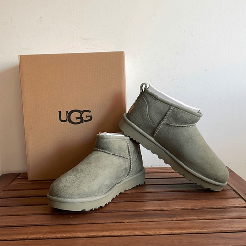 Ugg classic ultra - classic, mini