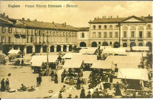 Voghera piazza v - voghera, (pavia)
