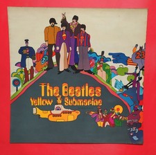 THE BEATLES (33 RPM - ITALY) PMCQ 31517 "YELLOW SUBMARINE" (RARE 1° ITALY ISSUE)