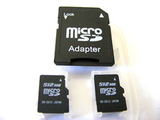 . . . 2 x Scheda MicroSD da