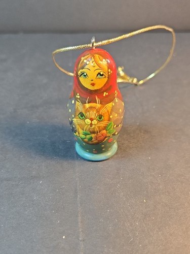 Bambola matrioska dipinta - , a