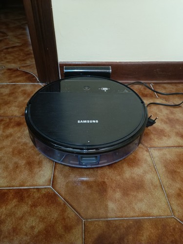 Robot aspirapolvere - robot,