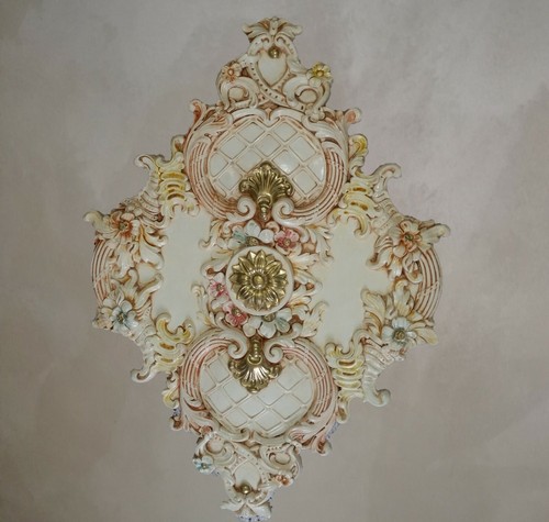 Rosone gesso decorato a - rosone,