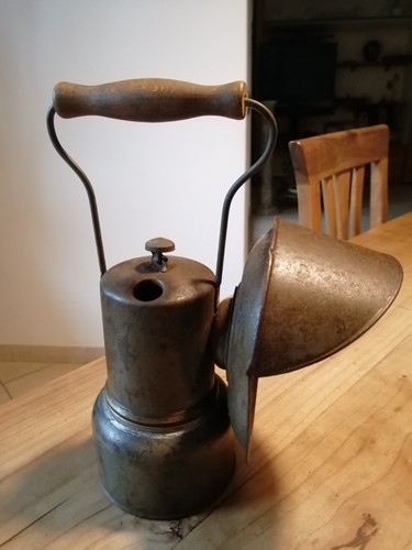Antica lampada carburo - lampada, a