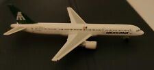 Herpa Wings 31378 1:500 Boeing 757-200 Mexicana Juan Pablo II N763MX 