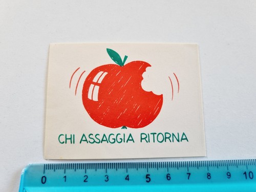 Adesivo chi assaggia ritorna - adesivo,