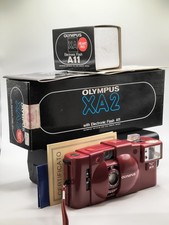 Olympus XA2 RED con Flash A11