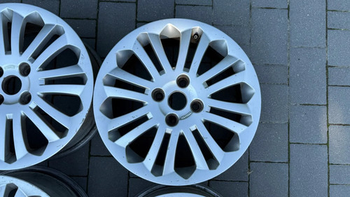 Cerchio lega 17 pollici - lega,