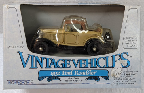 Ertl vintage vehicles 1932 - vintage,