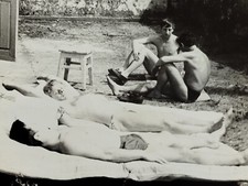 Shirtless Guys Trunks Bulge