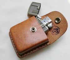 Pochette accendino in pelle