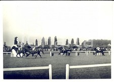 1940 ca IPPICA Gara con cavalli al galoppo *Fotografia Rino COCCHIO 18x13