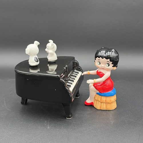 Betty boop suona pianoforte - betty,