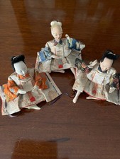 Tris di antiche bambole Hina