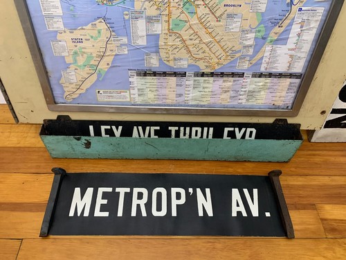 Nyc subway roll sign - nyc,