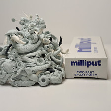 Vernice Moonhopper: Milliput Superfine