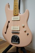 Fender Pawn Shop Offset