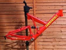 Telaio mountain bike retro Cannondale Super V rosso su rosso sospensione completa Medium 97