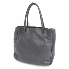 Borsa Prada in pelle nera