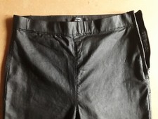 Pantaloni donna in denim elasticizzato nero effetto pelle Stradivarius Tg.44