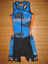 ZOOT Tuta TRIATHLON Taglia Uomo PICCOLA Cerniera Anteriore ARIZONA Tri Club TRI HARD