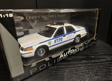 1/18 AUTOart Ford Crown