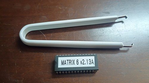 Oberheim matrix 6r - 6,