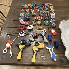 ENORME collezione Beyblade con